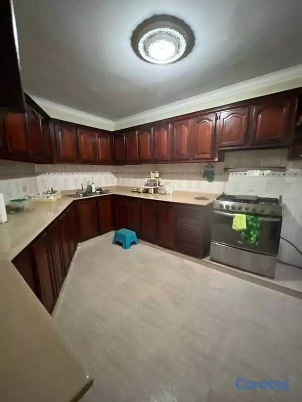 casas - Majestuosa casa en lucerna  9