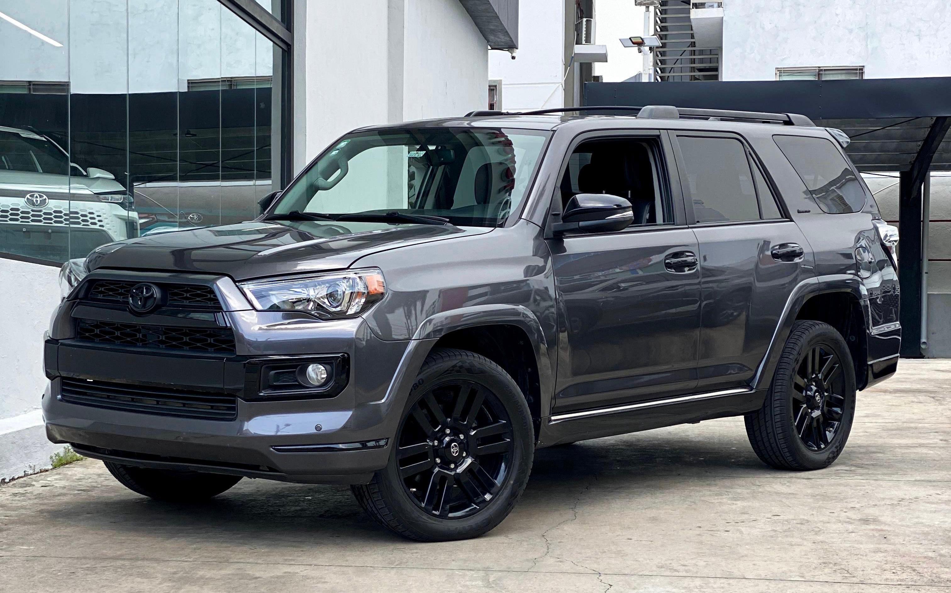 jeepetas y camionetas - Toyota 4Runner SR5 4WD 2019 NO IMPORTA EL CRÉDITO  0