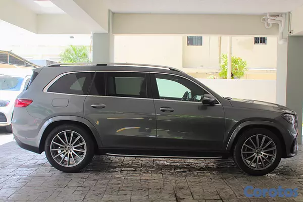 jeepetas y camionetas - Mercedes-Benz Clase GLS 450 4MATIC AMG 2026 4
