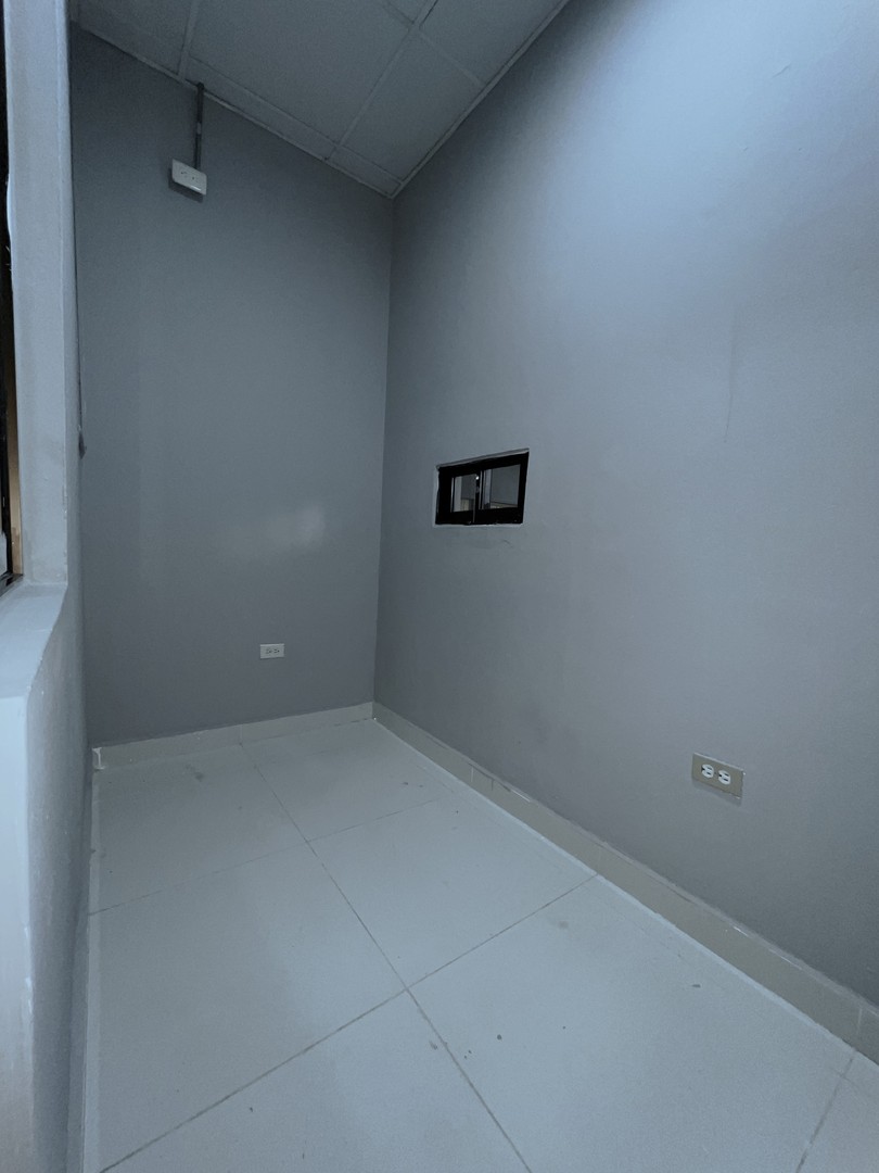 oficinas y locales comerciales - Local Amueblado para Call Center Ens. La Fe  5