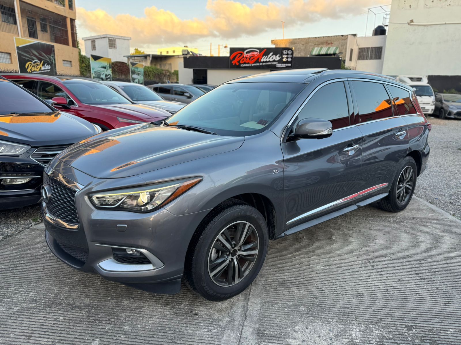 jeepetas y camionetas - Infiniti QX60 2017