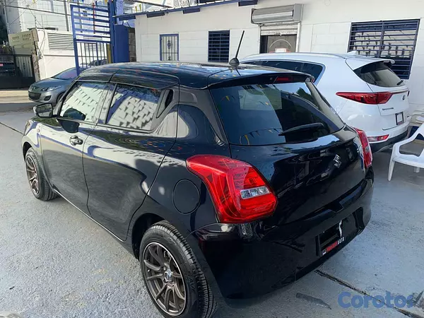 carros - SUZUKI SWIFT  3