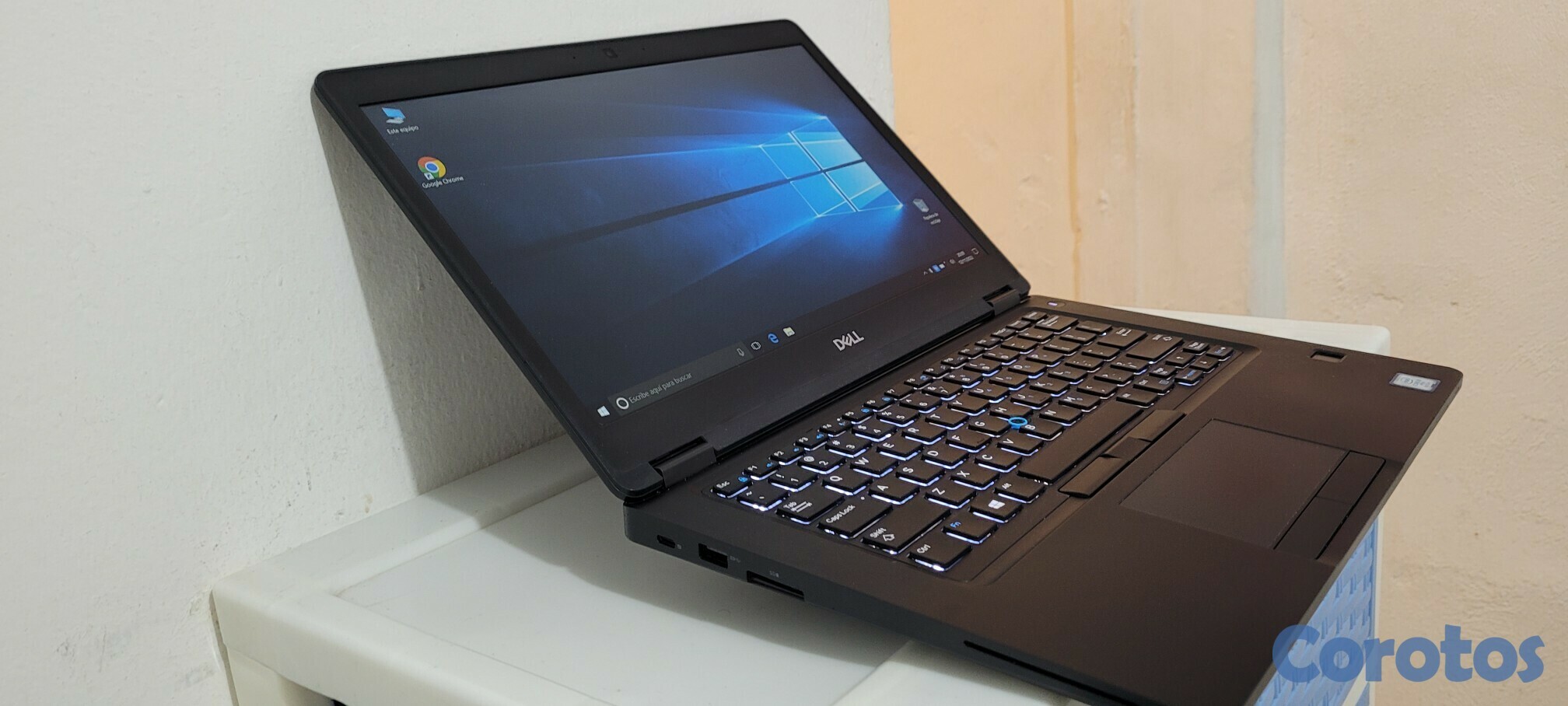 computadoras y laptops - Laptop Dell Touch 14 Pulg Core i5 7ma Gen Ram 12gb DDR4 Disco 512GB Full 2