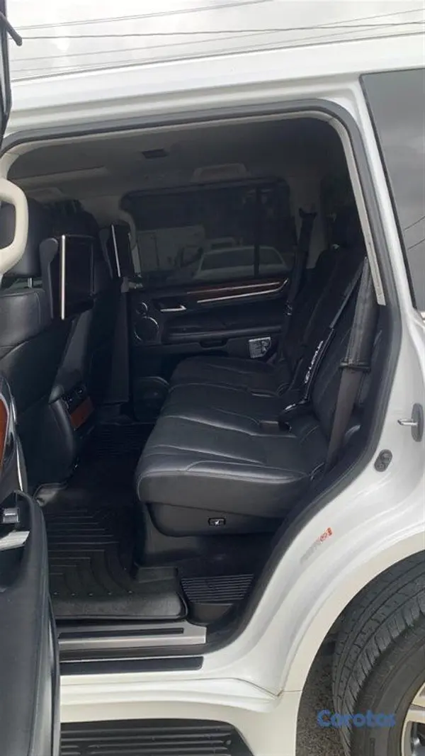 jeepetas y camionetas - 2017 Lexus LX 570 3
