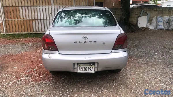 carros - Toyota plast 2002 poco uso  4