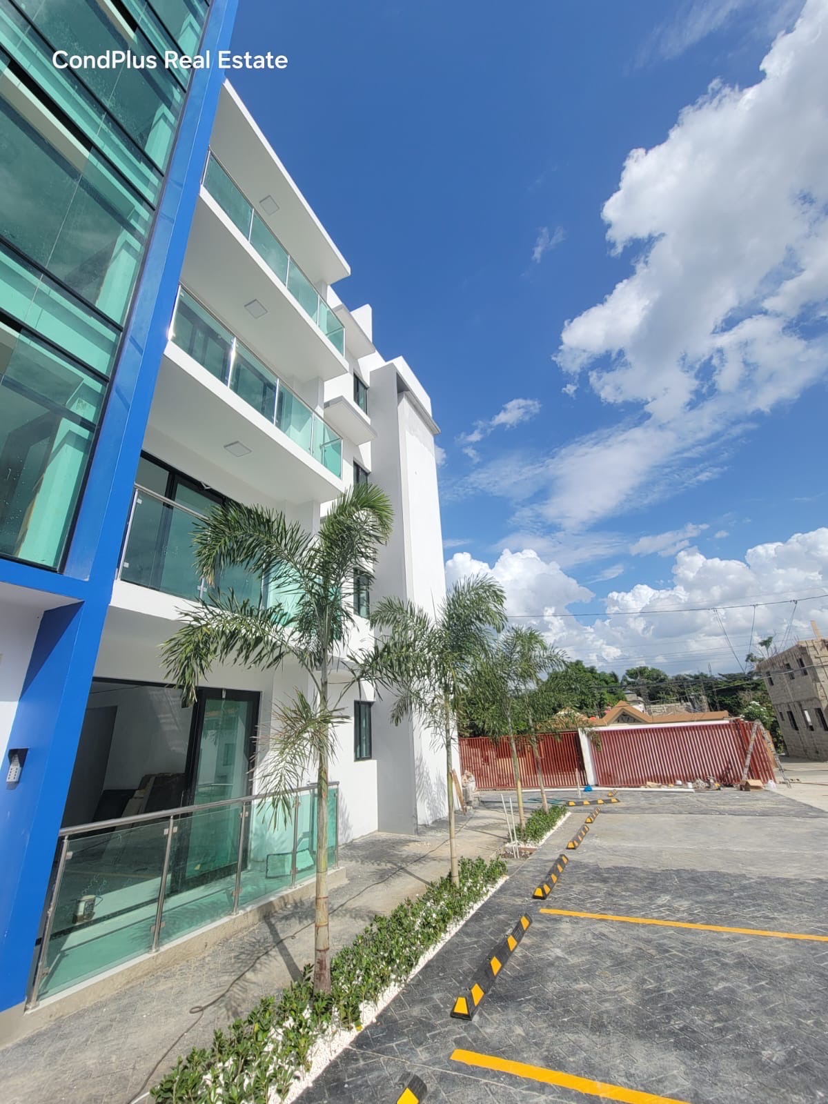 apartamentos - Apartamentos en venta en Santiago Próximo al Homs. 9