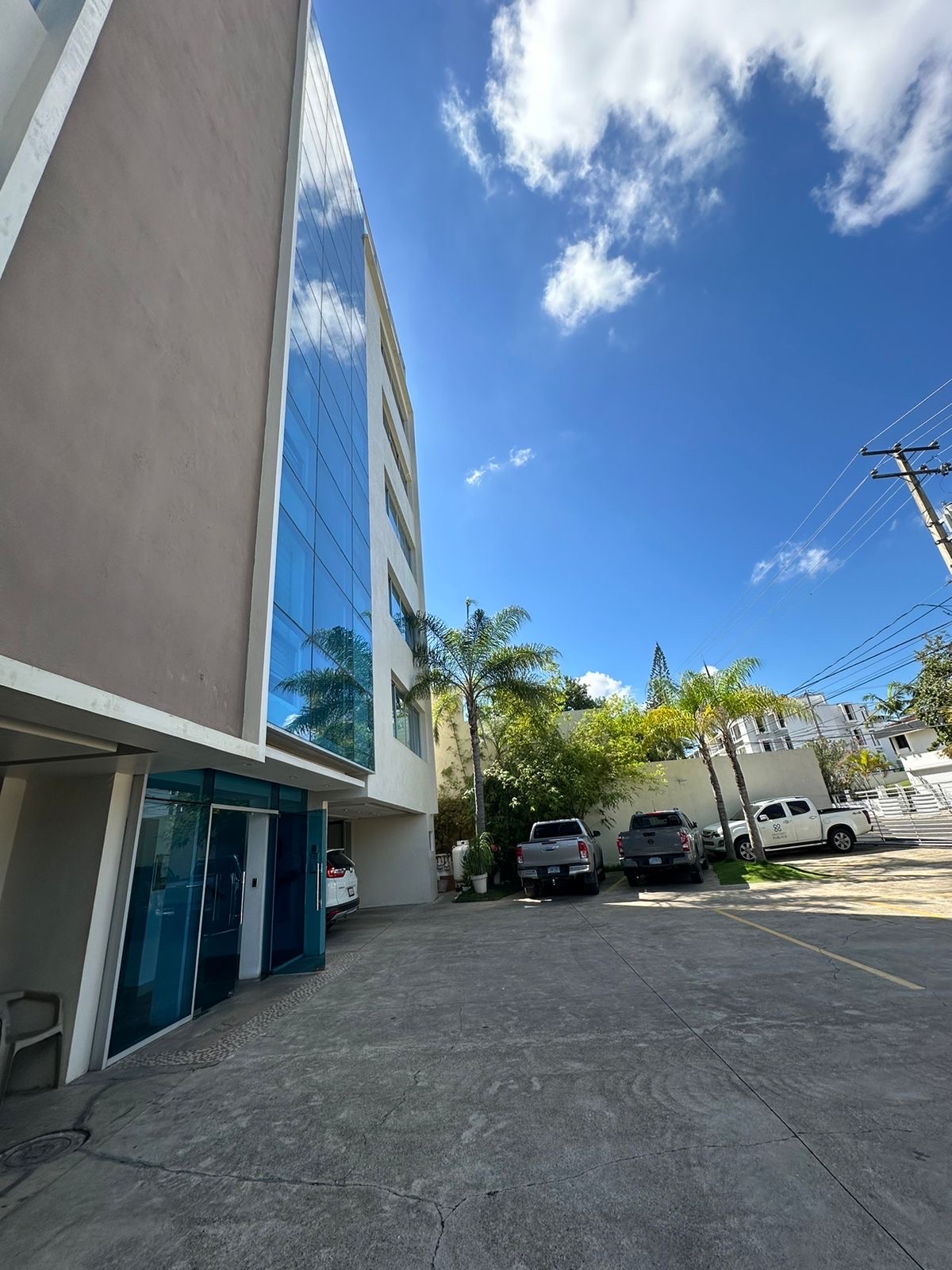 apartamentos - se renta apt en cerros de Gurabo, Santiago.