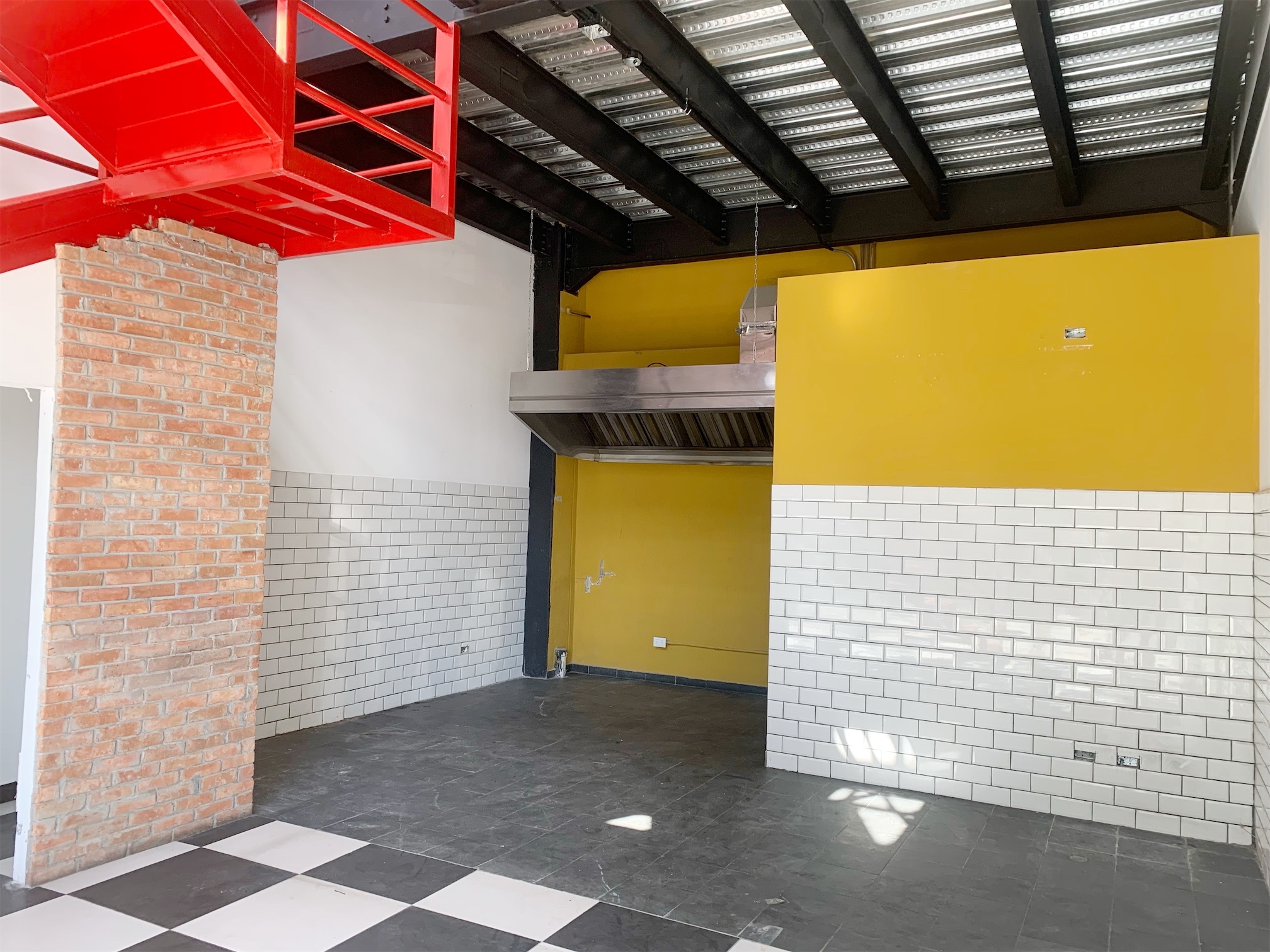 oficinas y locales comerciales - Local preparado para restaurante 1