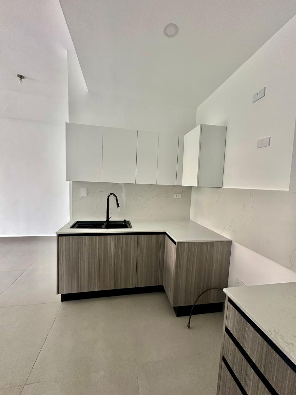 apartamentos - Hermoso Apartamento en Alquiler y venta 4