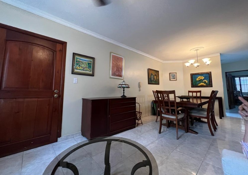 apartamentos - Apartamento Clásico Amueblado en Evaristo 3