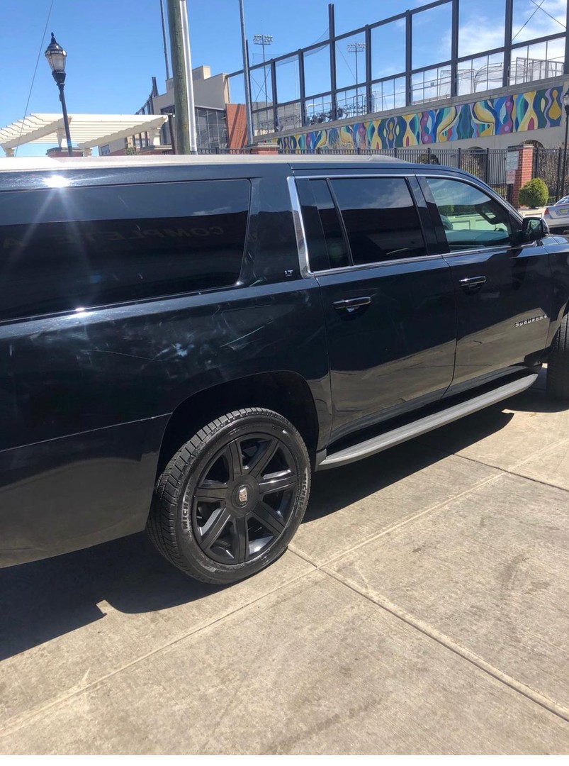 jeepetas y camionetas - Chevrolet Suburban 2015 Americana
