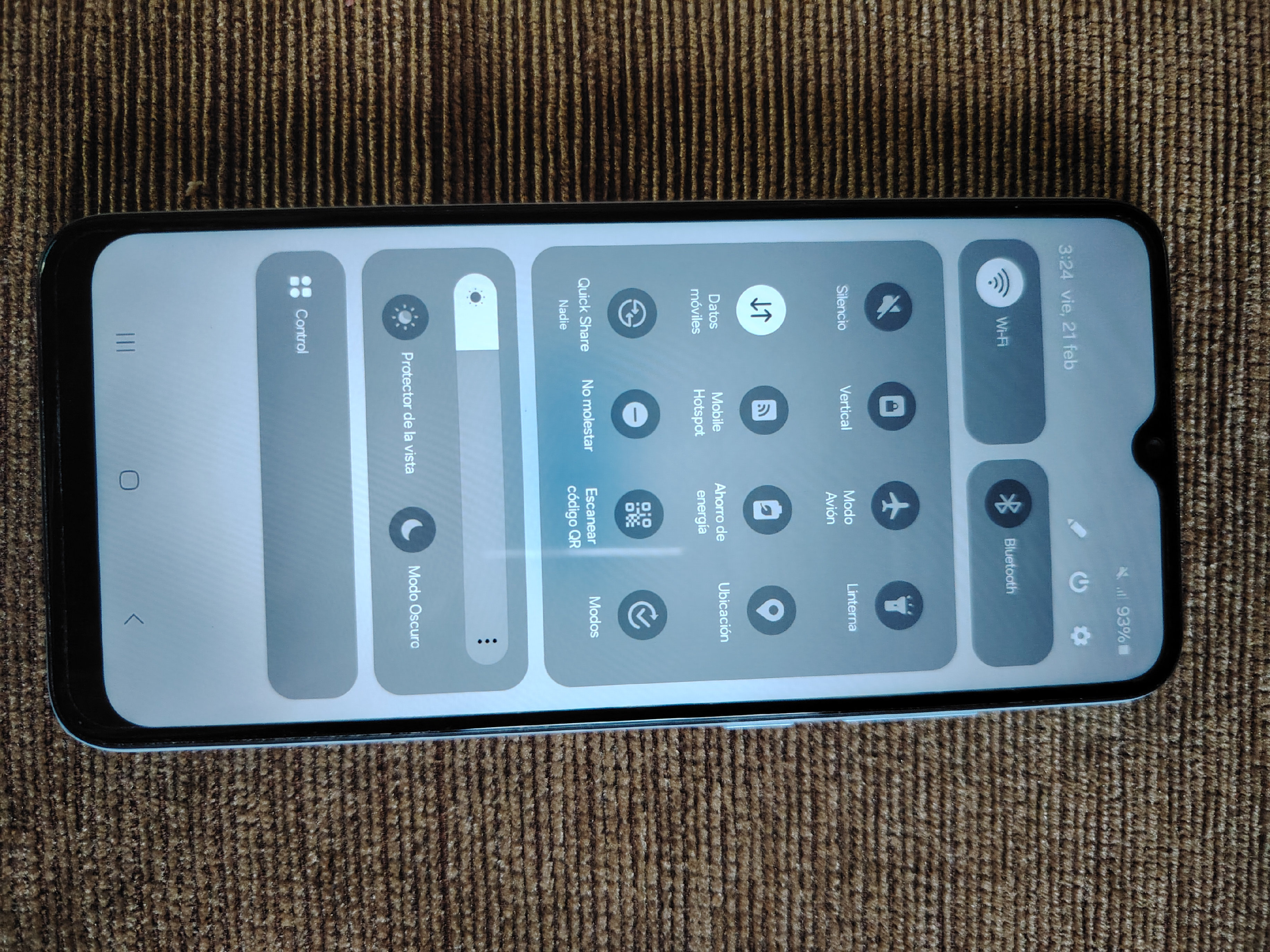celulares y tabletas - Celular Samsung A04
32 GB
 1