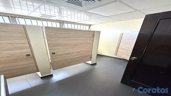 oficinas y locales comerciales - Alquiler local 3ra planta de 400 mts en Ensanche Naco 10