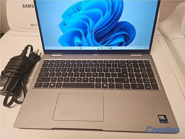 computadoras y laptops - Laptop DELL Latitude 5550 nueva y Barata 4