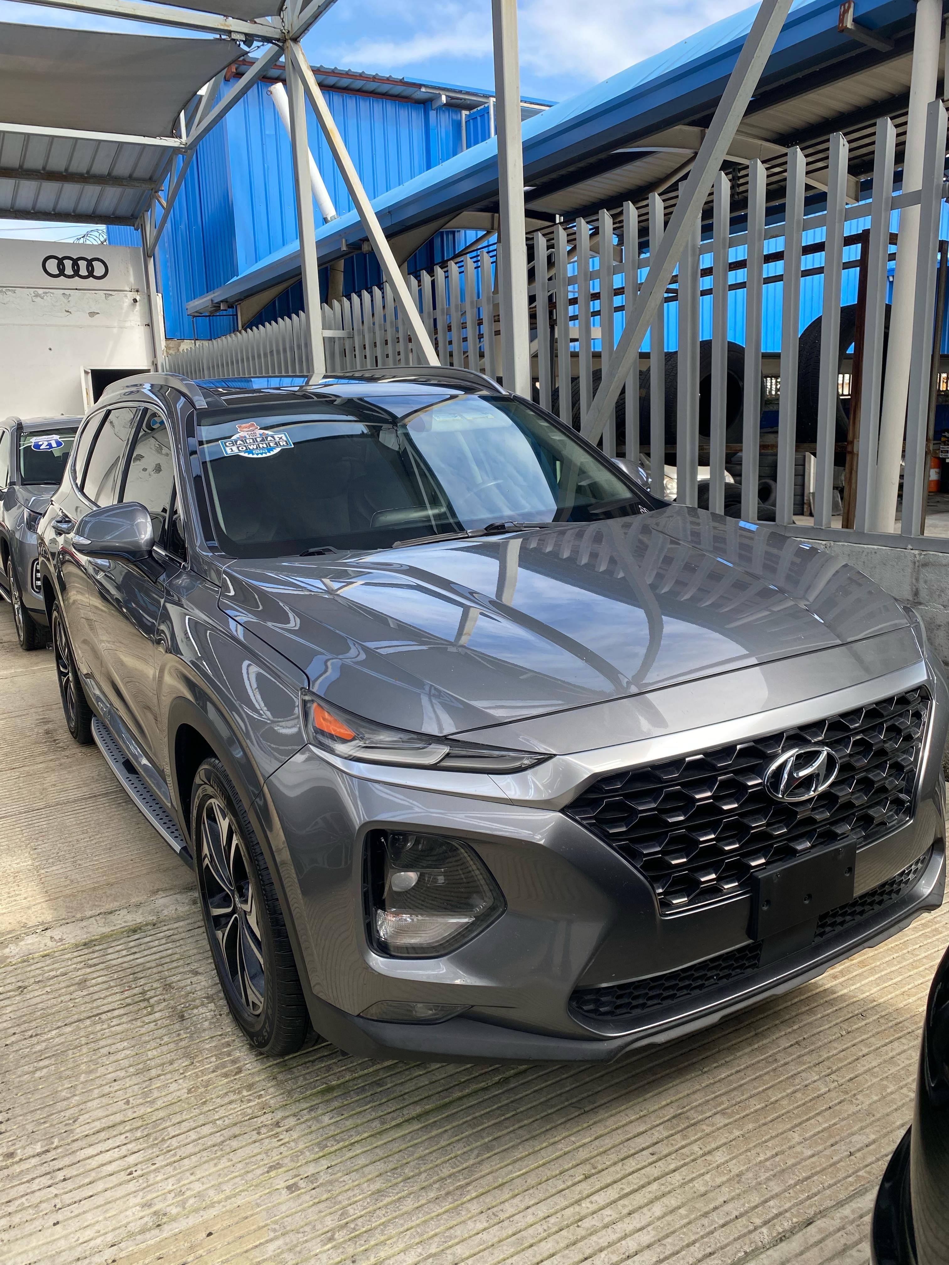 jeepetas y camionetas - Hyundai Santa Fe Limited 2019 0