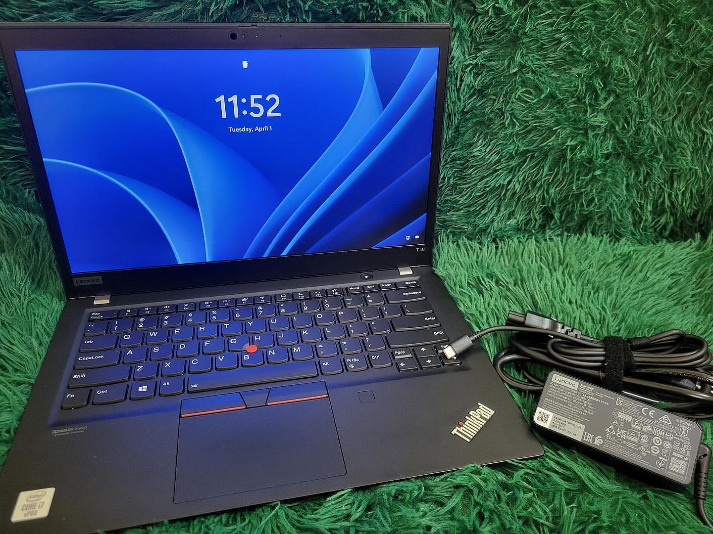 computadoras y laptops - LENOVO THINKPAD  T14S 10TH >i7
>1TB  0