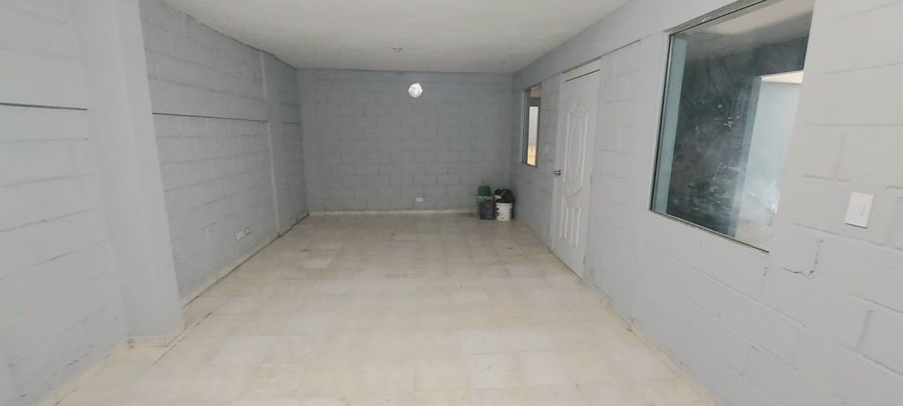 oficinas y locales comerciales - 🔵Alquilo Nave  600 mts prox al km 16 Aut. Duarte  2