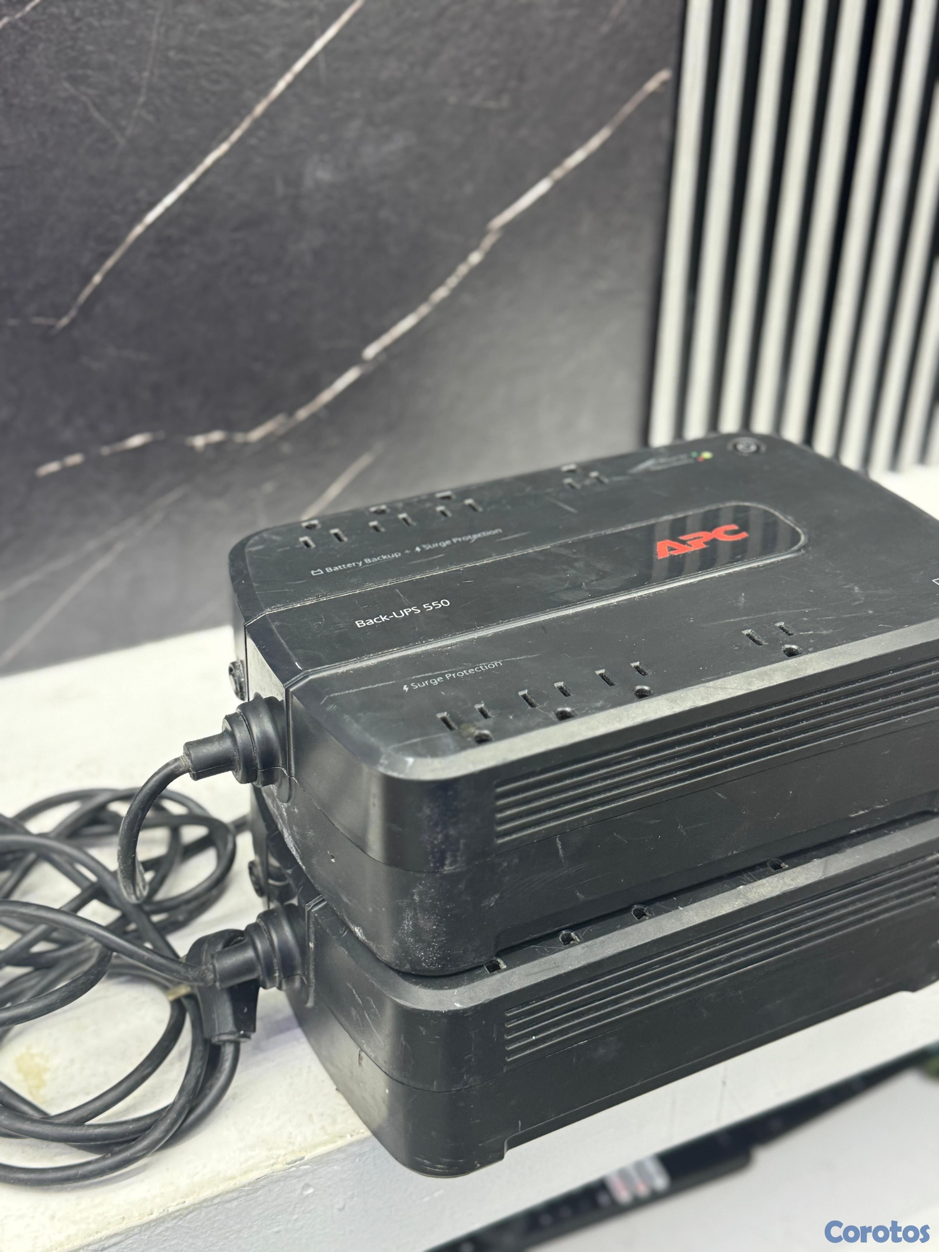 otros electronicos - UPS MARCA: APC de 550 watts 6