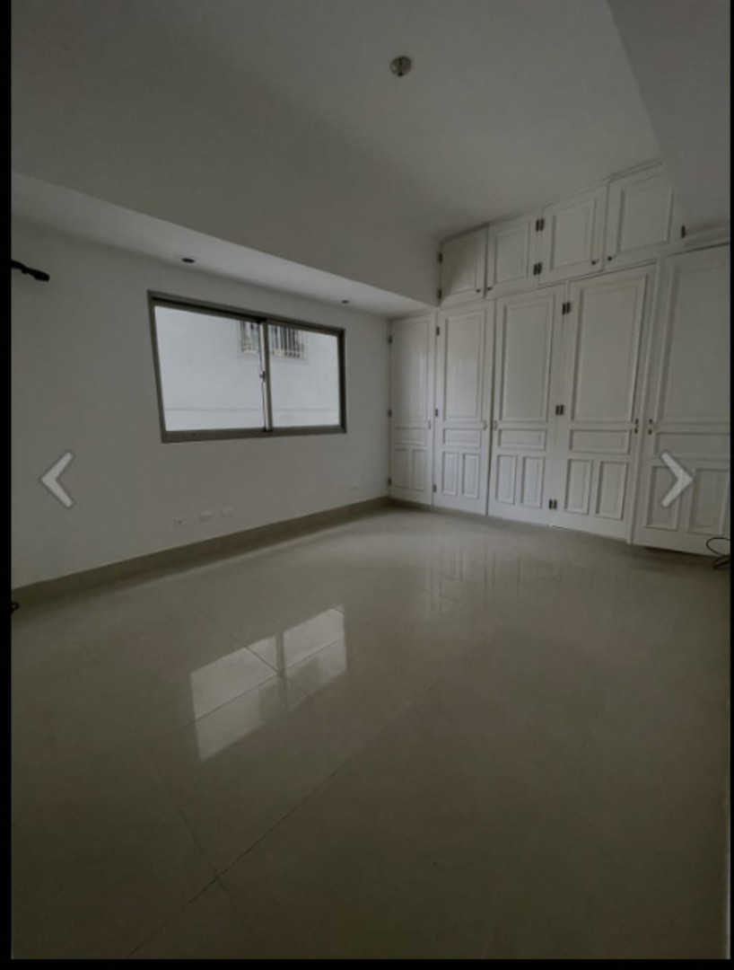 apartamentos - Se vende apartamento en Bella Vista dos niveles 8