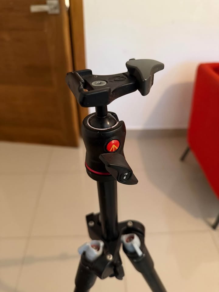 camaras y audio - Trípode Manfrotto Befree Travel ligero 2