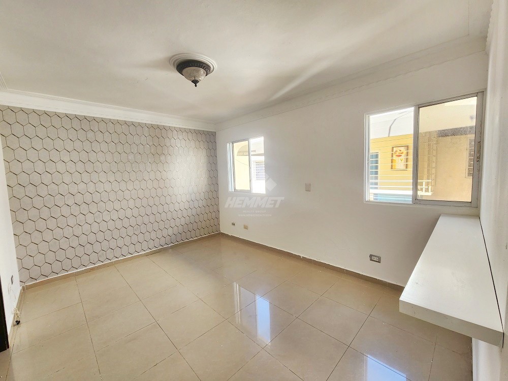 apartamentos - 4TO PISO CON PARQUEO TECHADO LAS DIANAS STGO. 2