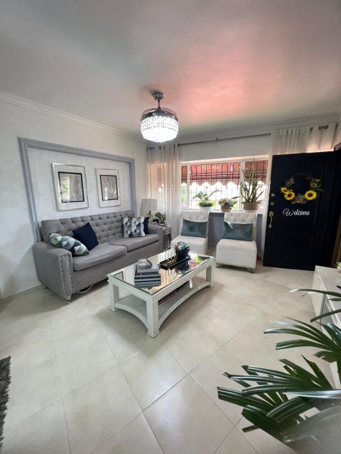 apartamentos - VENDO APARTAMENTO EN ALTOS DE ARROYO HONDO SEGUNDO, 3 PISO 2