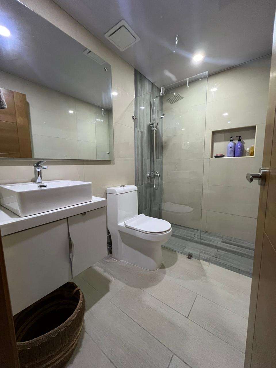 apartamentos - Apartamento Amueblado Nuevo en Naco  8