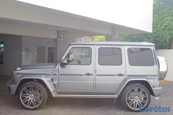 jeepetas y camionetas - Mercedes-Benz Clase G 550 Brabus 2026 3