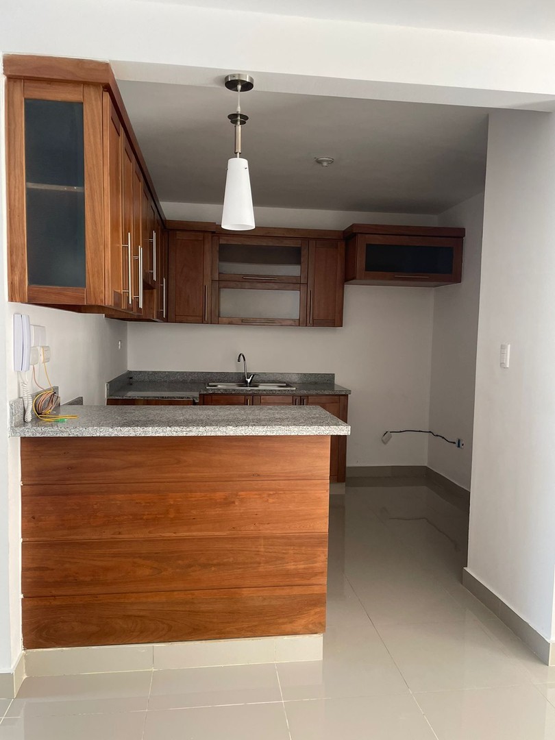 apartamentos - Apartamento 1er Nivel en Llanos de Gurabo 6