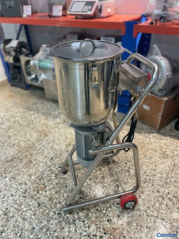 equipos profesionales - Licuadora trituradora para cocina industrial 5