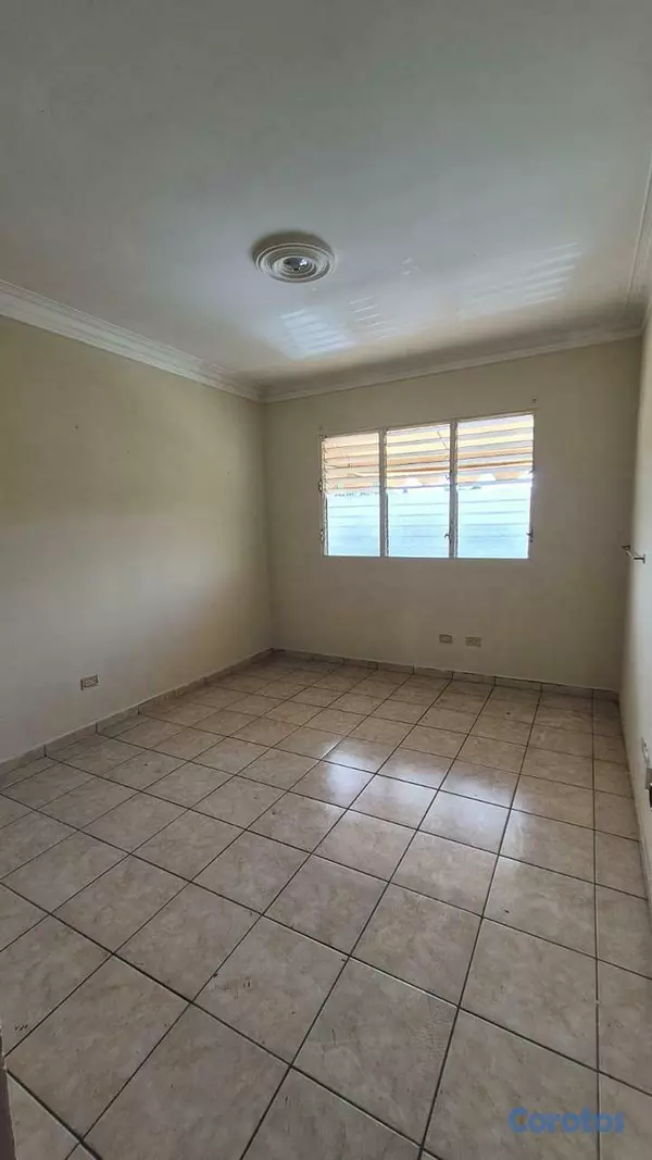 apartamentos - Venta Apartamento de 3 Habitaciones, Arroyo Hondo  4