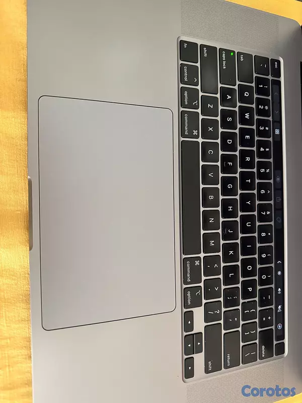 computadoras y laptops - MacBook Pro 2019 "16" i9/ 32GB RAM / 512GB SSD – E 8