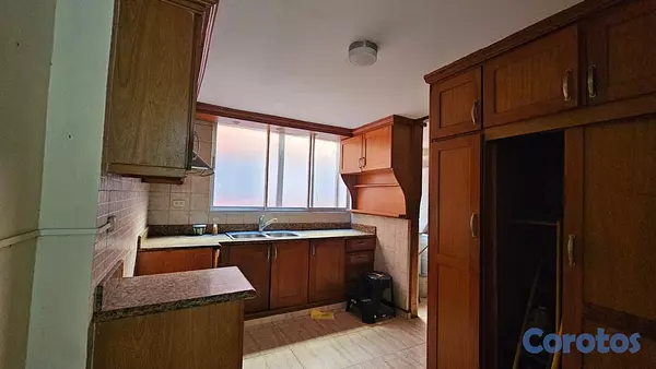 apartamentos - Venta, Apartamento Penthouse de 4 Habitaciones, Mi 3