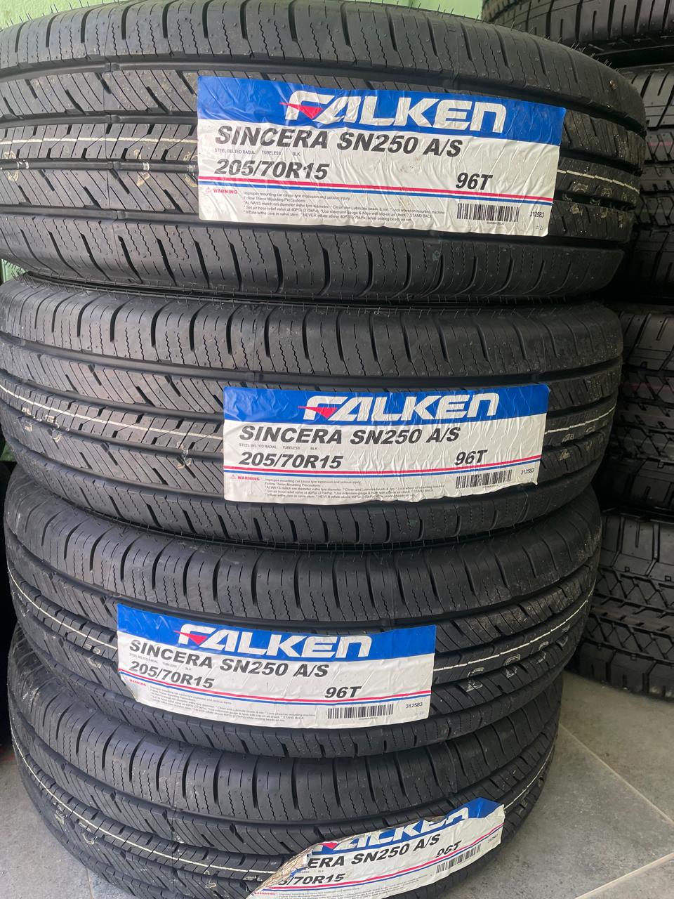 repuestos - Gomas Falken 205/70/15