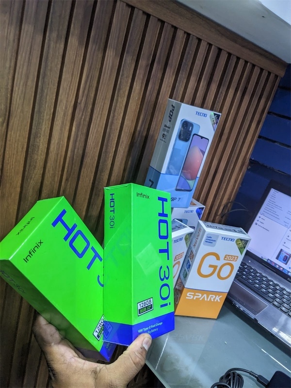 celulares y tabletas - Tecno spack 1