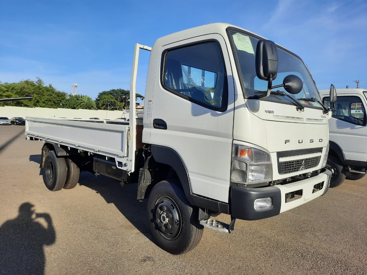 camiones y vehiculos pesados - MITSUBISHI FUSO CANTER 14  CON CAMA 4X4.  2022