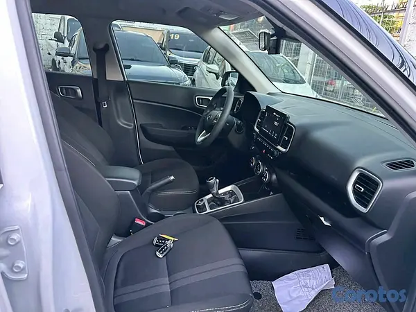 jeepetas y camionetas - Hyundai Venue 2020 full 9