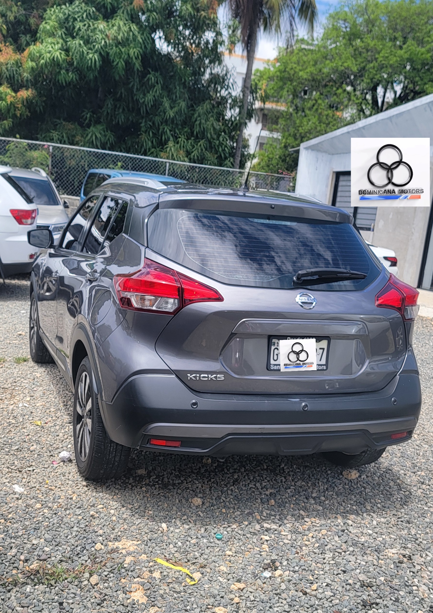 jeepetas y camionetas - NISSAN KICKS 9