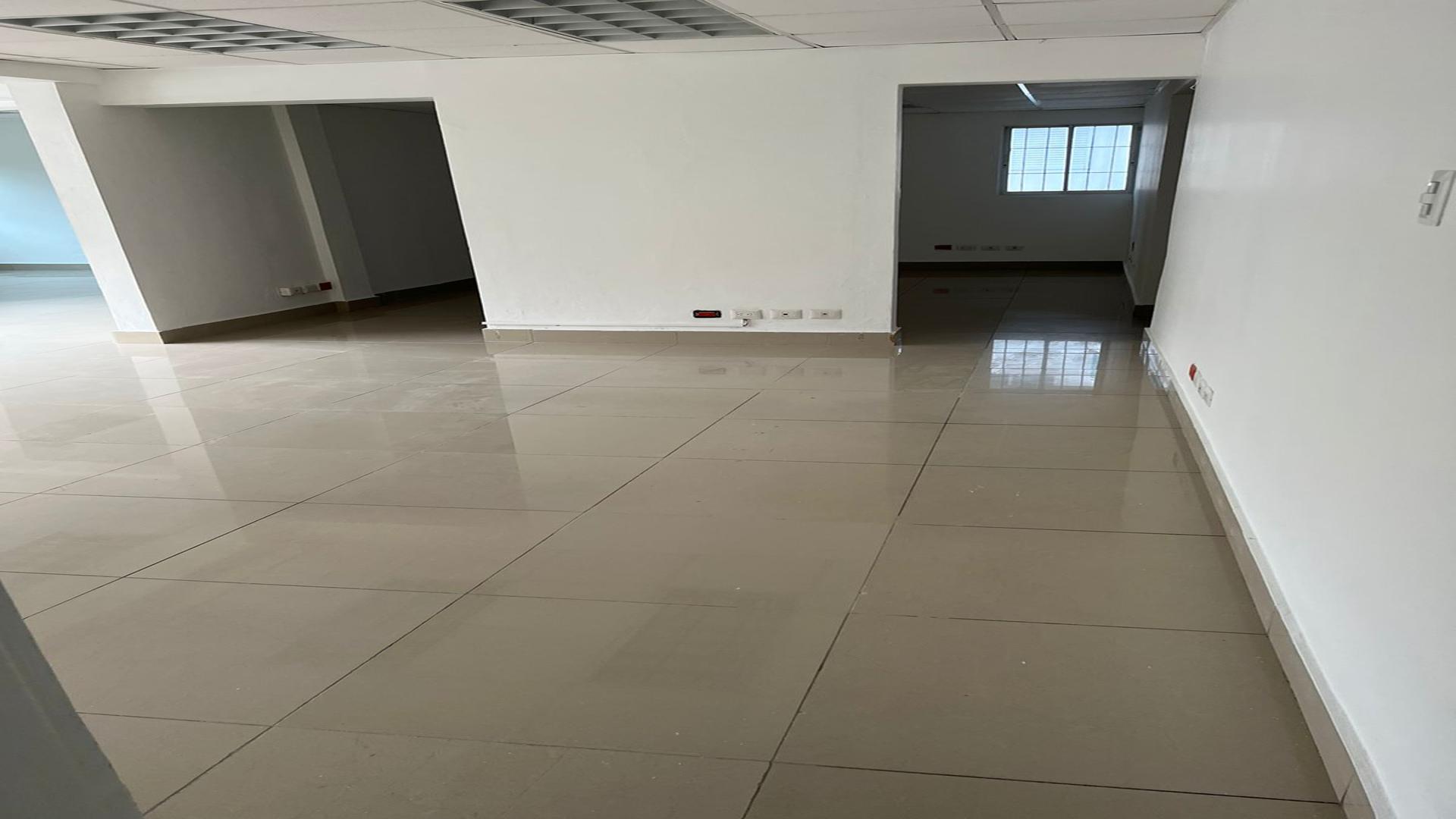oficinas y locales comerciales - Alquilo 2do.Nivel Uso Comercial 7