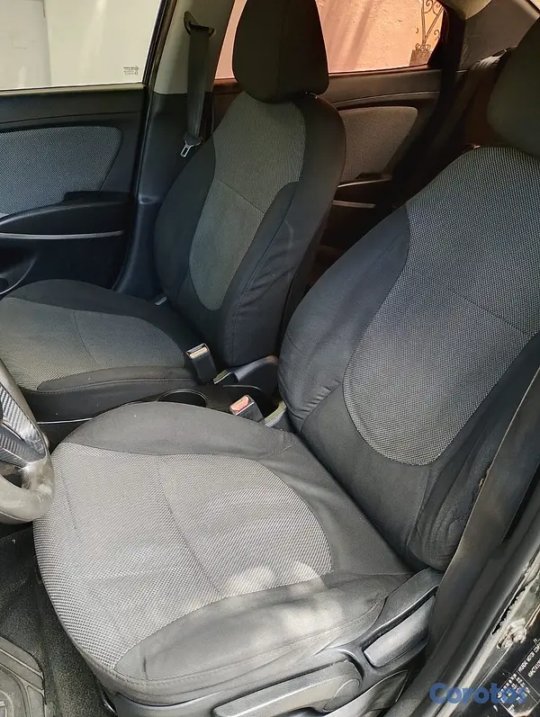 carros - SVD Hyundai Accent 2012 8