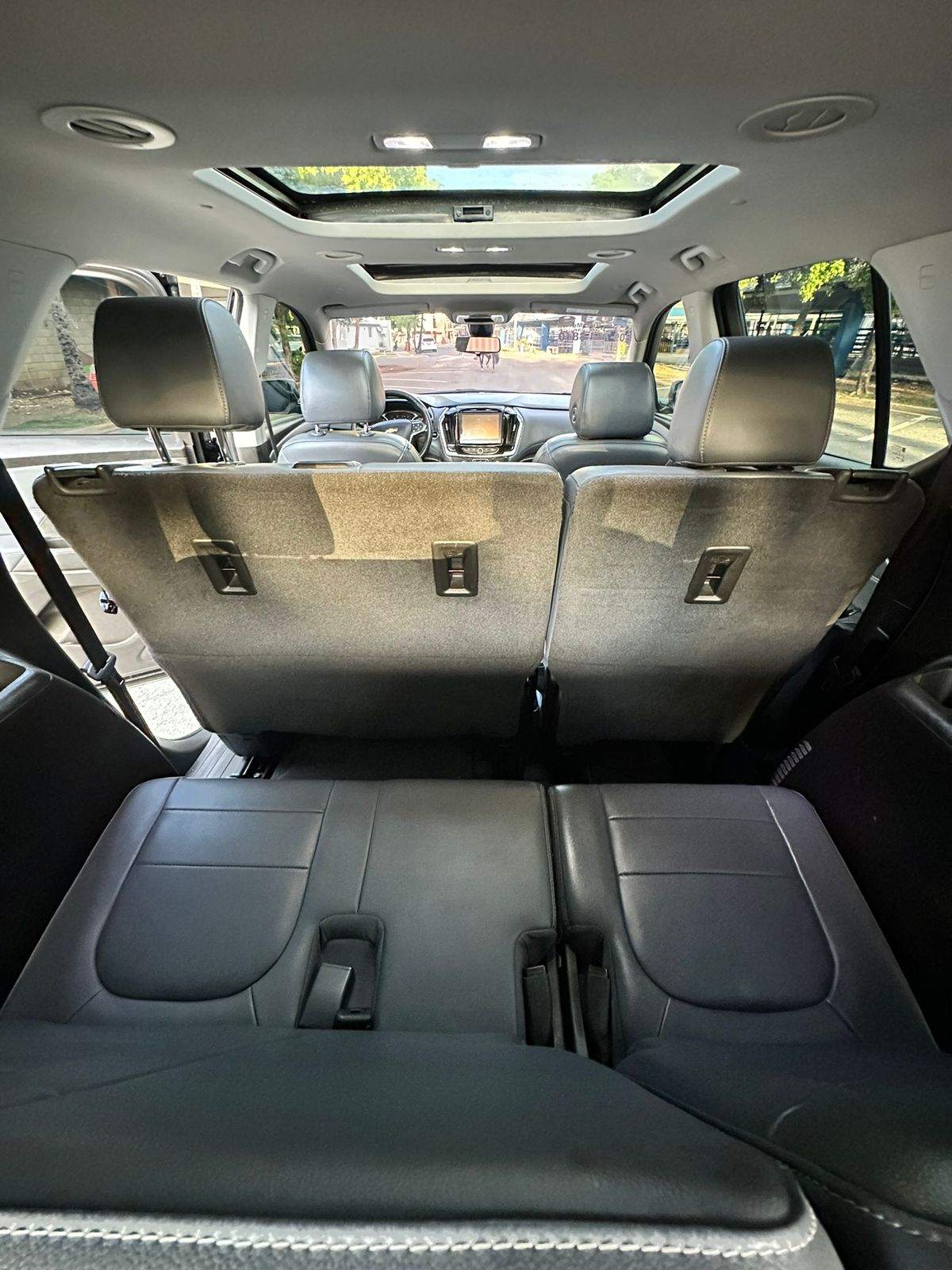 jeepetas y camionetas - chevolet travelse 2019 5