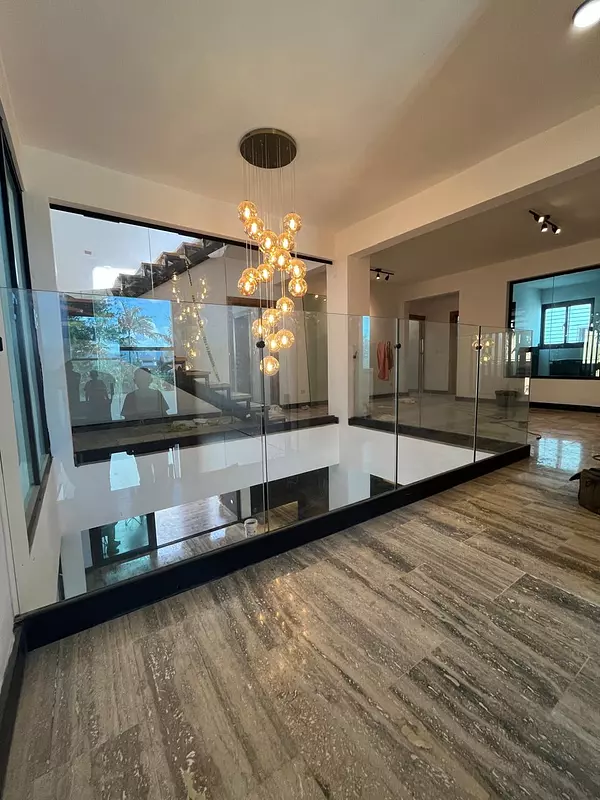casas - Magnifica Vivienda con Gym y Piscina, Cerro Hermos 3