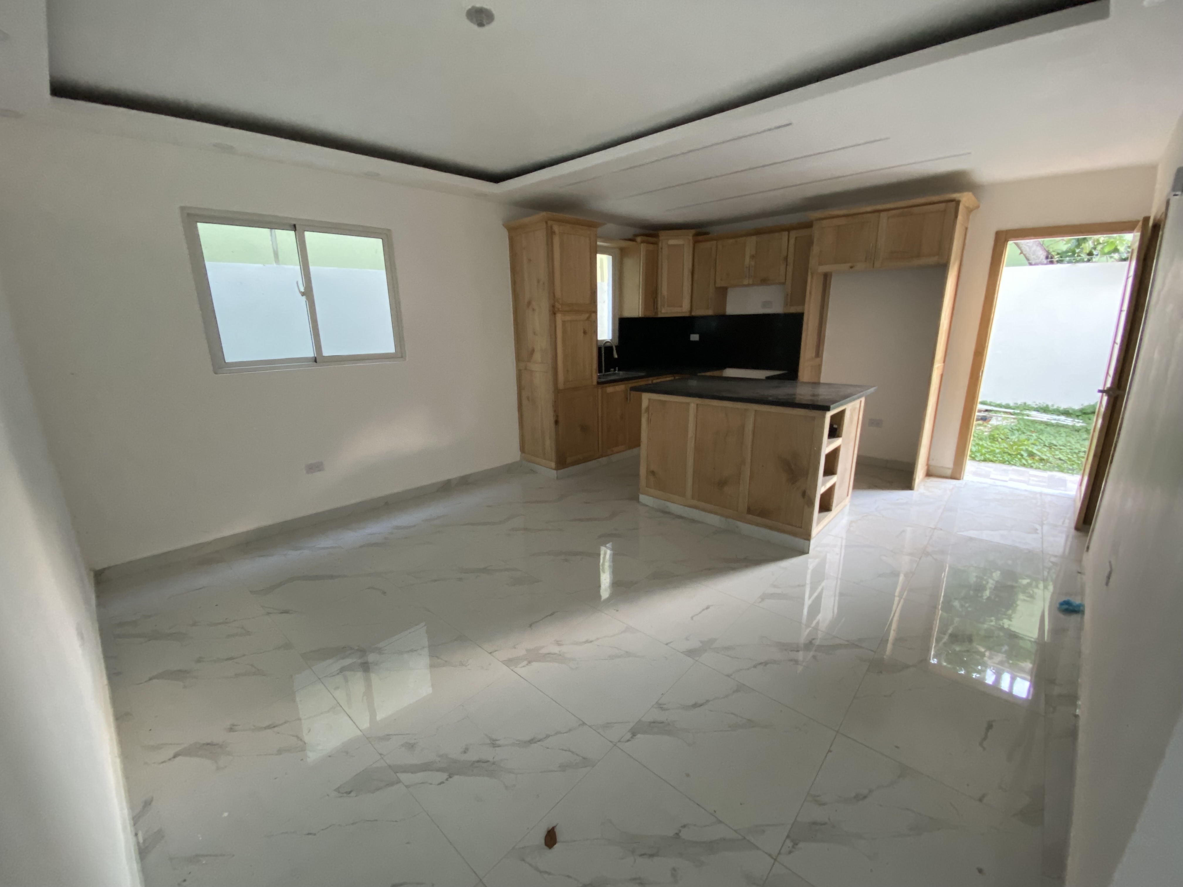 casas - CASA DE 2 STO DGO ESTE CON ASESÓ POR LA ECOLÓGICA Y LA ATOPISTA DE SAB ISIDRO 1