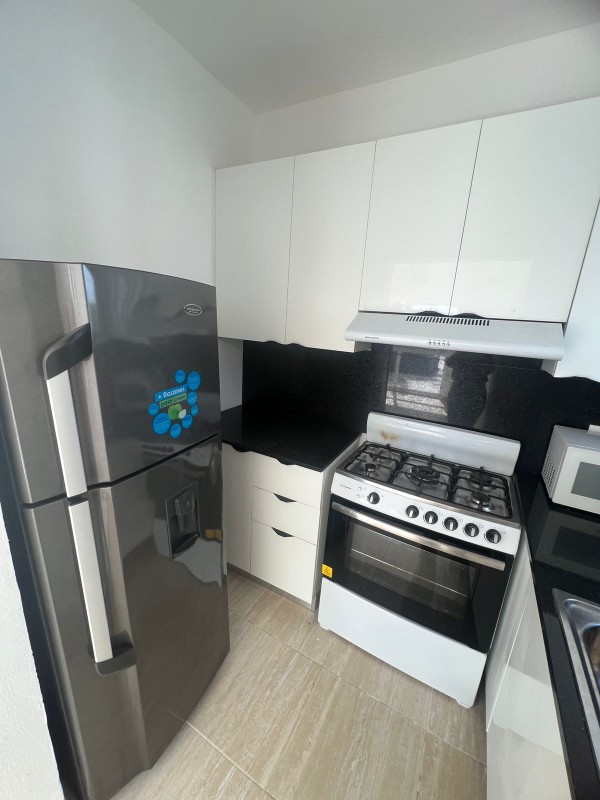 apartamentos - Apartamento listo de 1 habitación en Pueblo Bávaro con línea blanca. 1er. Piso.
 2