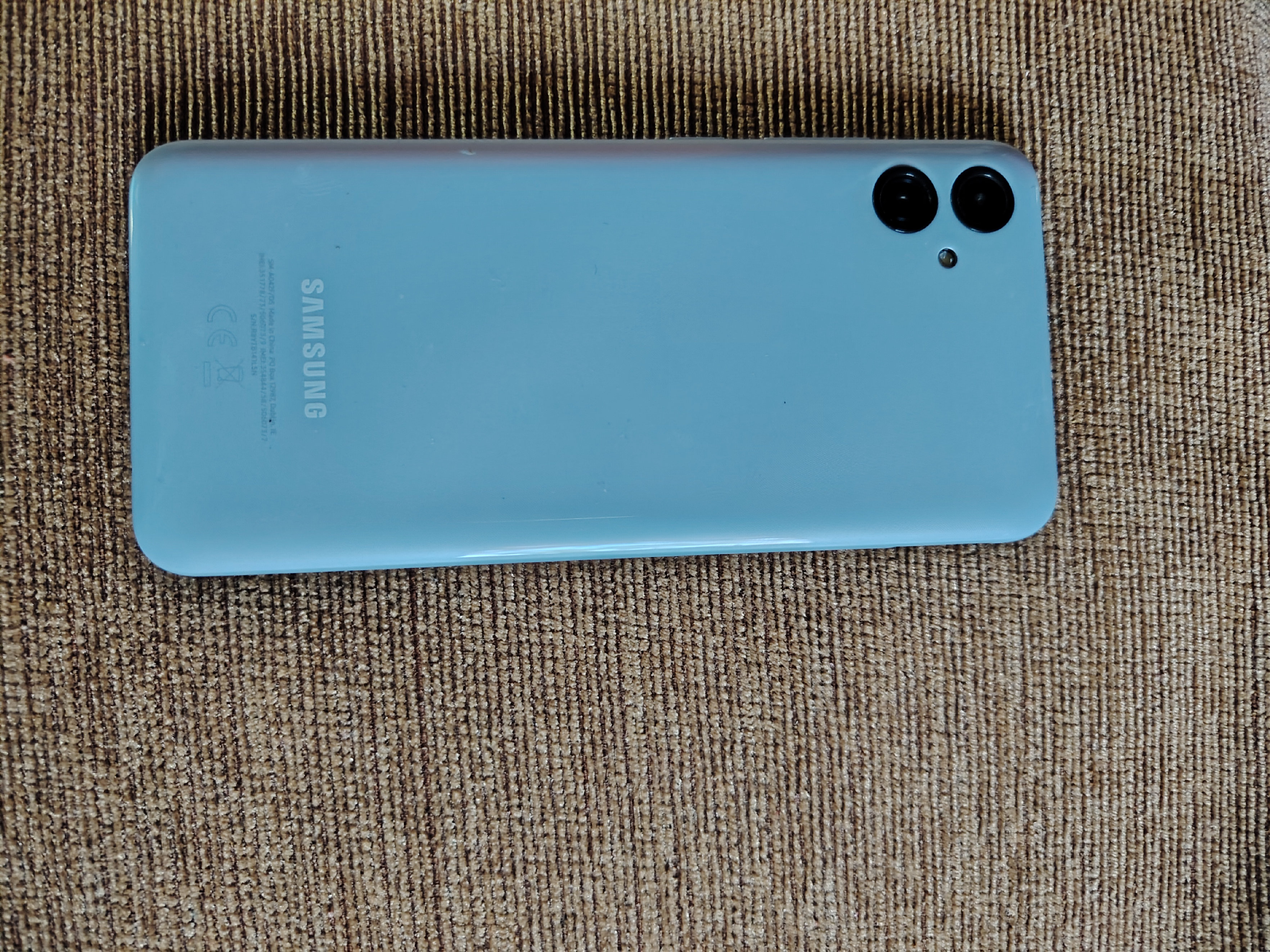 celulares y tabletas - Celular Samsung A04
32 GB
 2