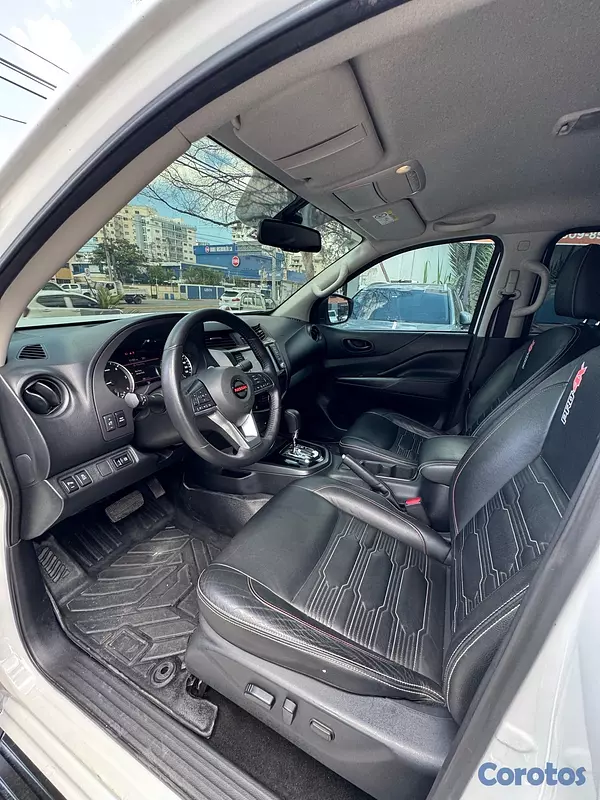 jeepetas y camionetas - Nissan Navara Pro-4X 2022 9