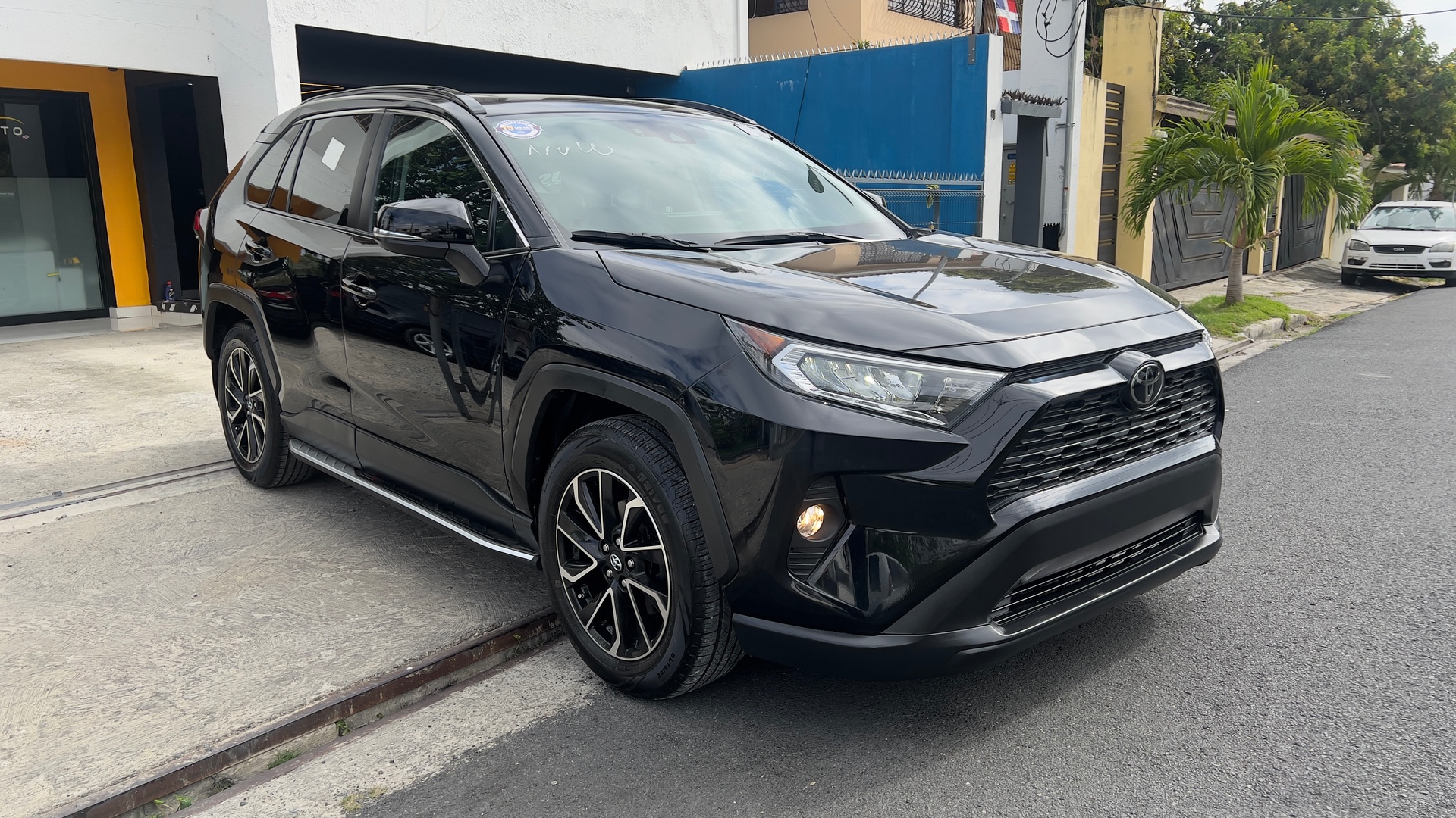 jeepetas y camionetas - Toyota RAV4 XLE 2021 / Clean Car Fax