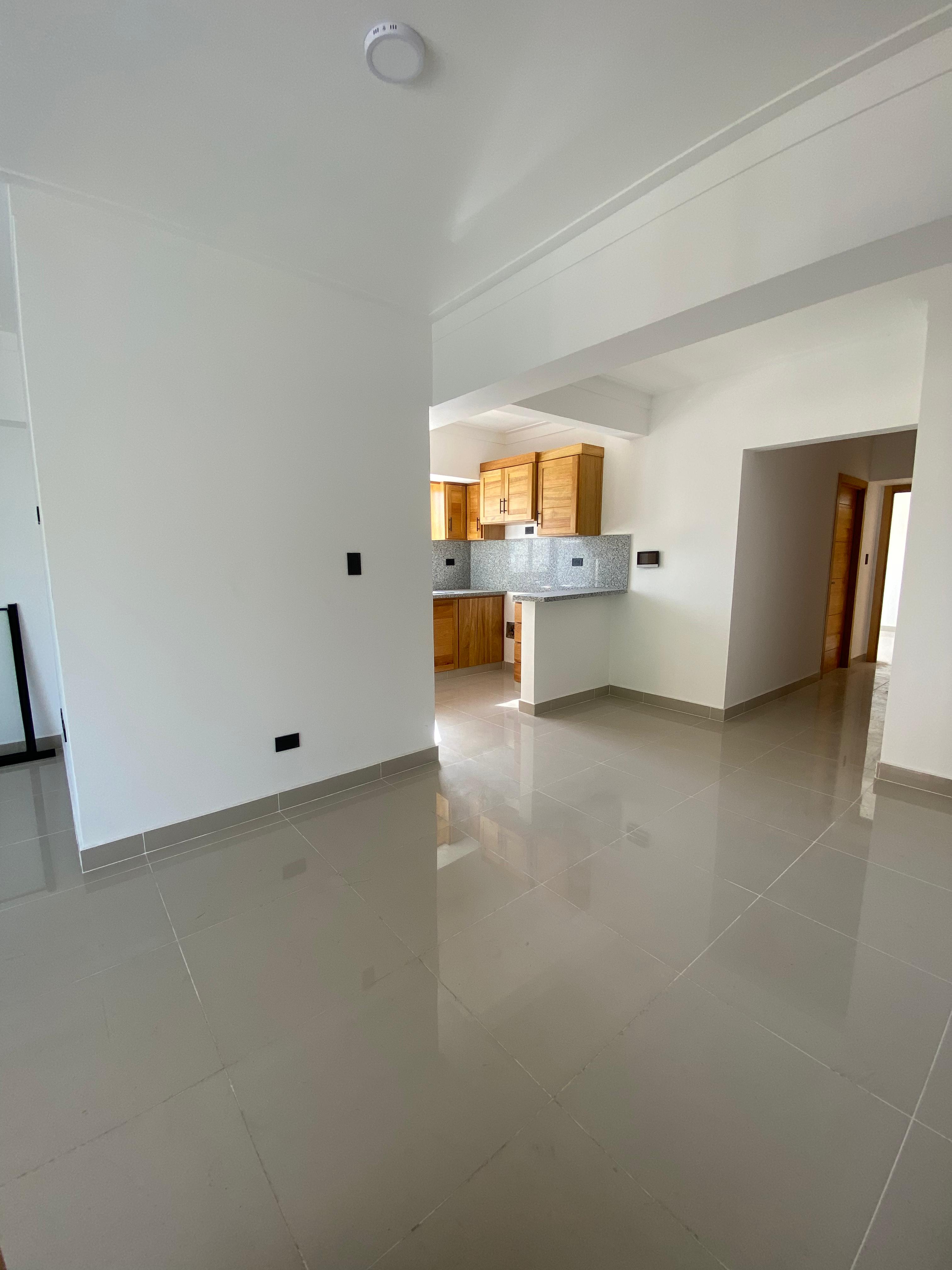 apartamentos - Alquilo apartamento nuevo en Los Restauradores 