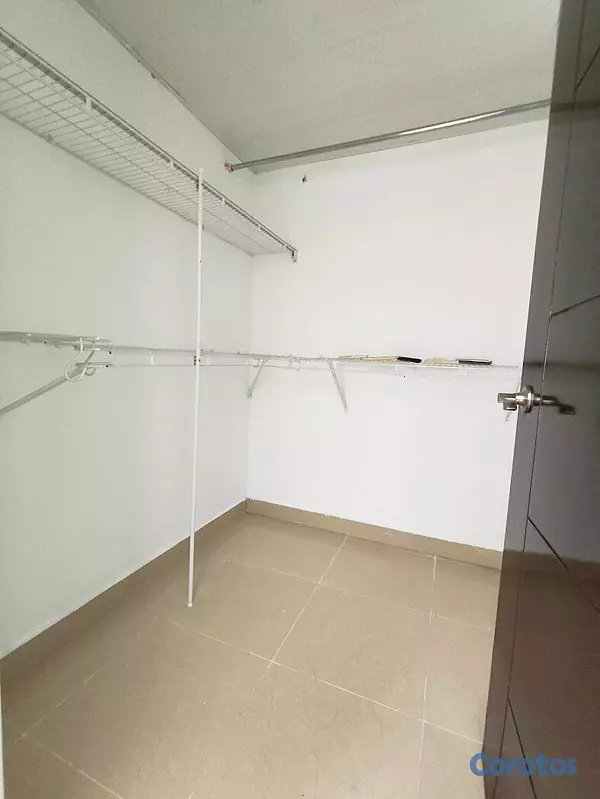 apartamentos - Apartamento en alquiler en el Millon cerca de Los  15