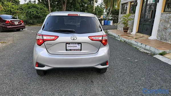 carros - Toyota vitz 2020 recién importado  3